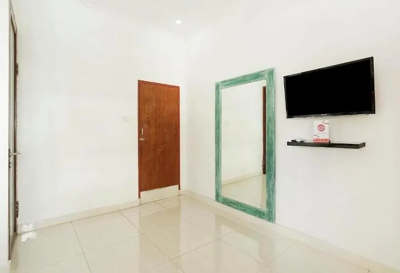 デラックススイート, Oyo 4003 Ceria Guesthouse Seminyak
