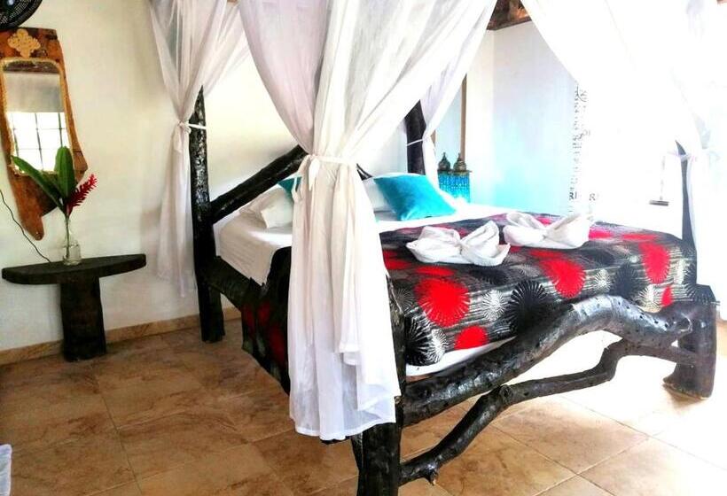 اتاق استاندارد با چشم‌انداز استخر, Villa Cata