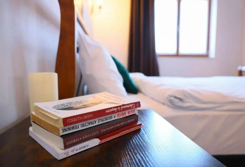 آپارتمان 2 خوابه, Ama Guest House