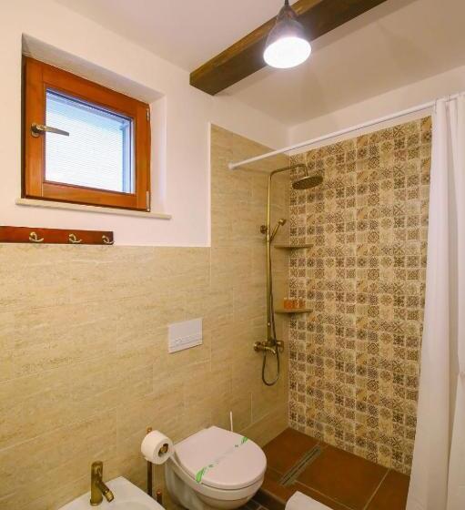 Апартаменты 2 Спальни, Ama Guest House