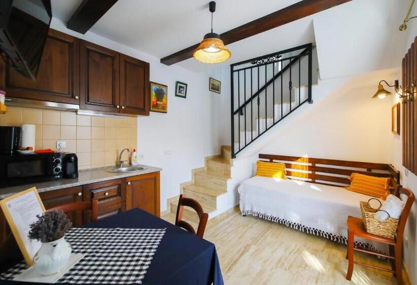 Апартаменты 1 Спальня, Ama Guest House