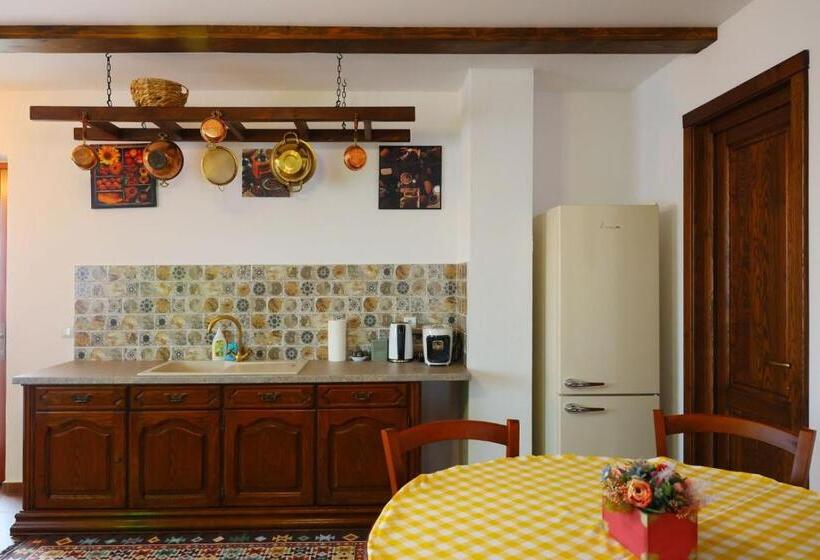 Апартаменты 2 Спальни, Ama Guest House