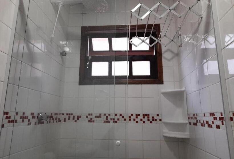 バルコニー付きスタンダードトリプルルーム, Caminho Das Praias Guesthouse