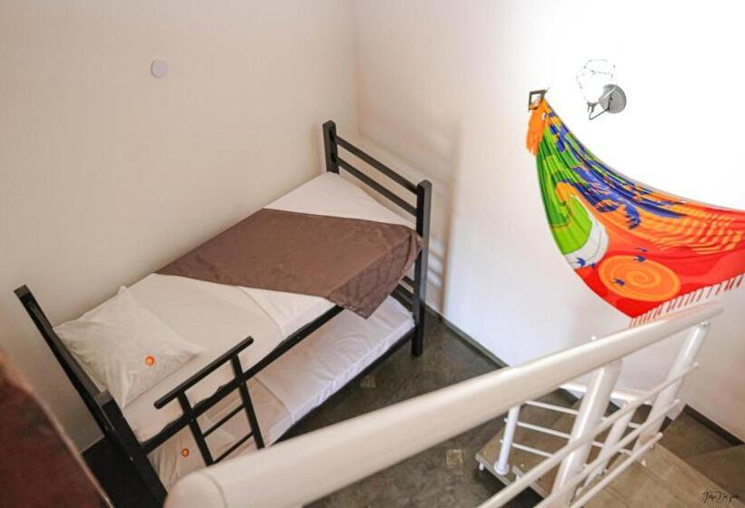 バルコニー付スタンダード４ベッドルーム, Caminho Das Praias Guesthouse