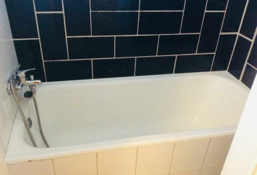 استودیوی استاندارد, Apartmán Sirius B