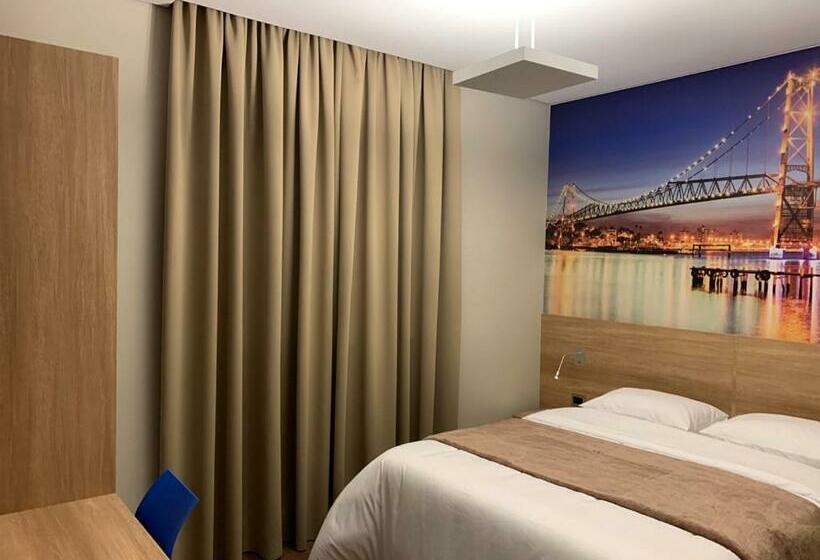 חדר סטנדרט, Og