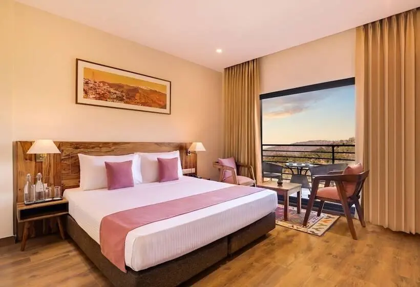 デラックススイート, Lemon Tree Hotel, Kasauli