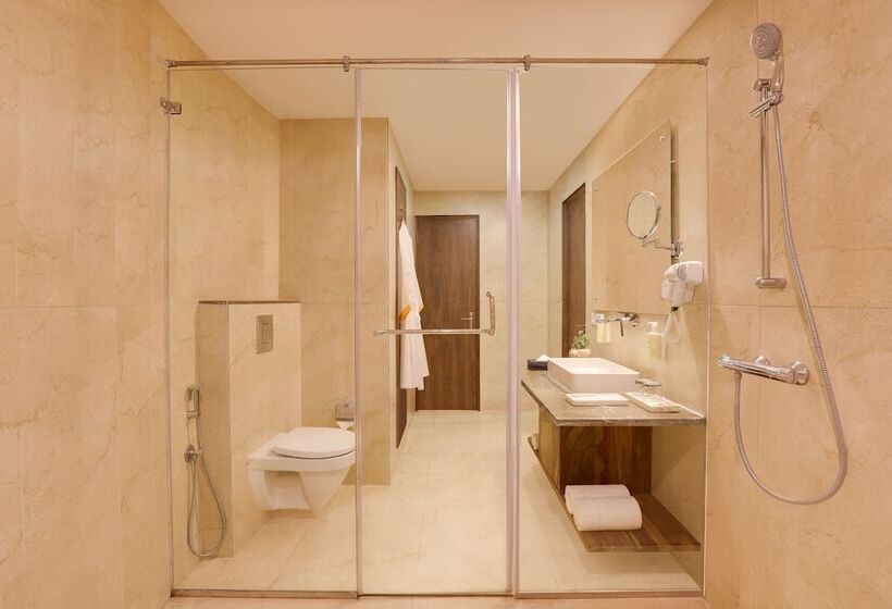 デラックススイート, Lemon Tree Hotel, Kasauli