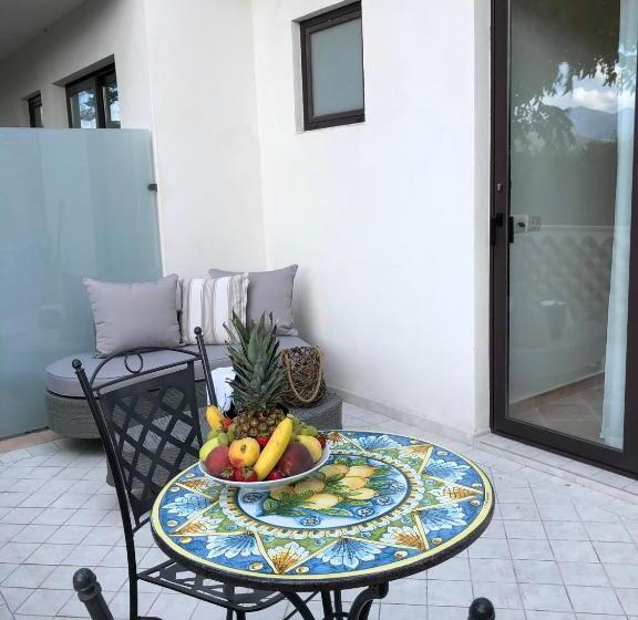 デラックスの4人部屋, Paradise Sicily Rooms