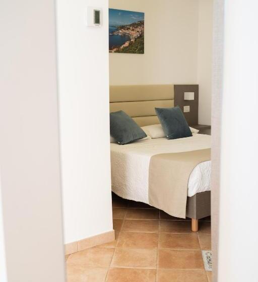 テラス付きスタンダードルーム, Paradise Sicily Rooms