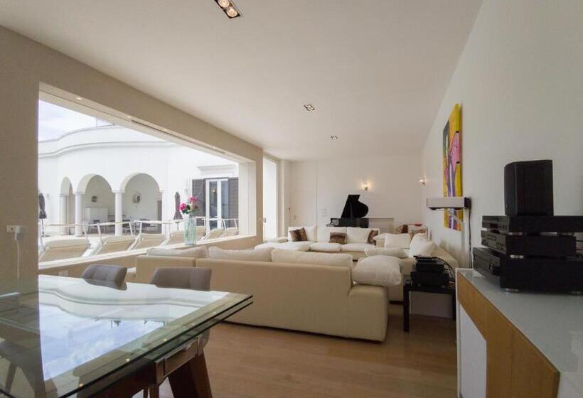 带特大床的标准间, Relais Villa Magnolia