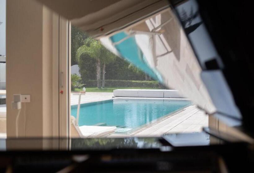 اتاق استاندارد با تخت دو نفره بزرگ, Relais Villa Magnolia