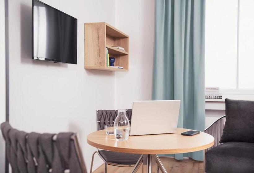 Номер Стандарт, Coffee Fellows Hotel & Longstay