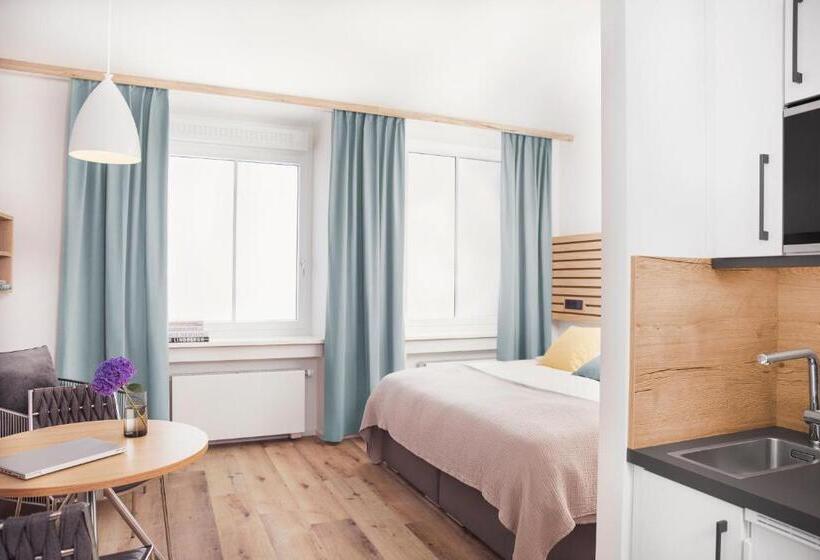 Номер Стандарт, Coffee Fellows Hotel & Longstay