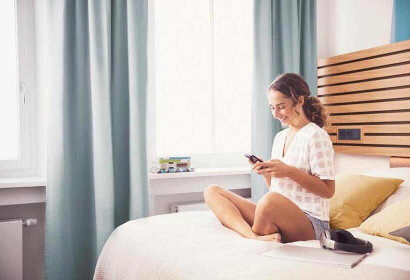 Номер Стандарт, Coffee Fellows Hotel & Longstay