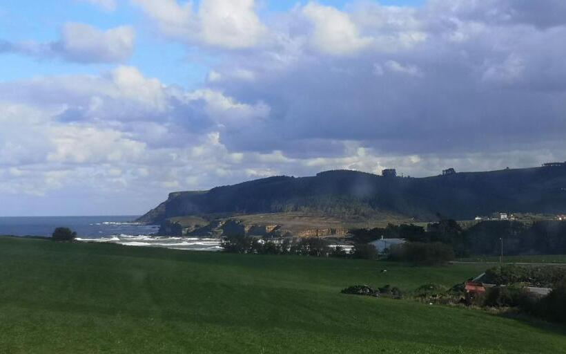 خانه 4 خوابه, Langre Wayve House