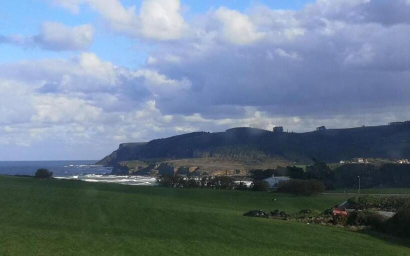 خانه 4 خوابه, Langre Wayve House