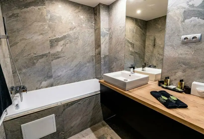 سوئیت پنت هاوس, Allure Healthy Hotel & Spa
