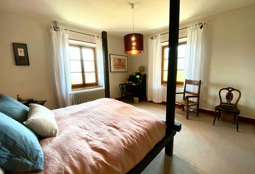 غرفة سوبيريور إطلالة على البحيرة, Les O D Annecy