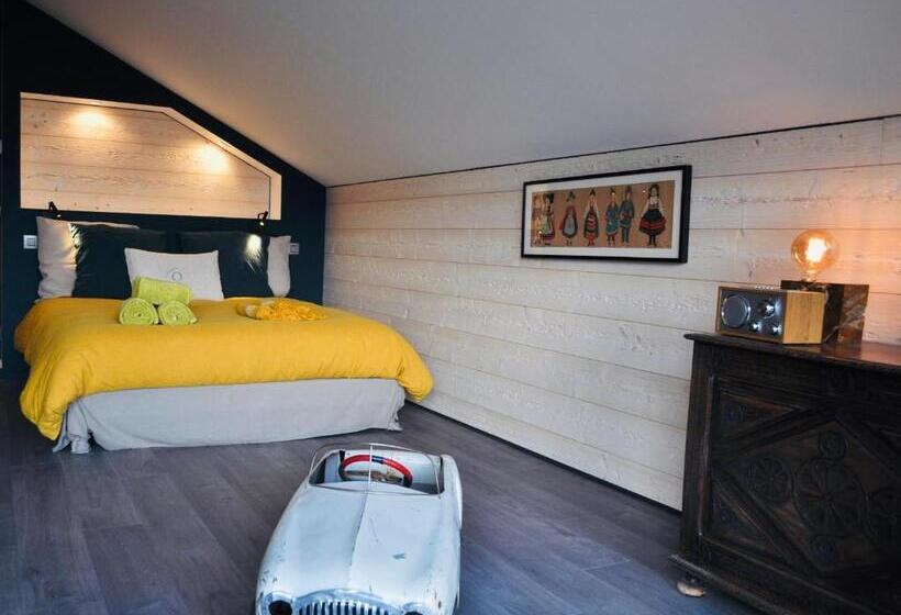 1 Bedroom Apartment Lake View, Les O D Annecy