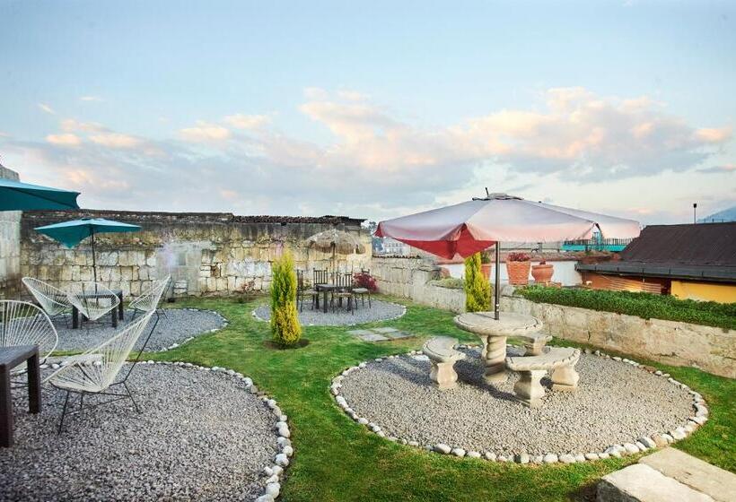 سوییت جونیور, Vintage  Rialto