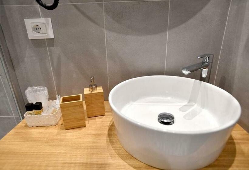 Chambre Supérieure, Nina B&b