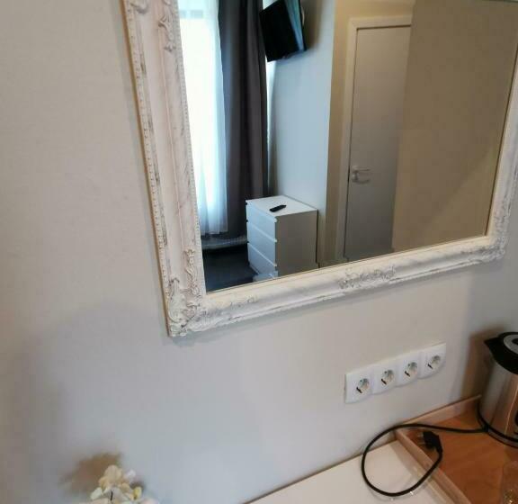 اتاق چهار تخته با دستشویی مشترک, Kārklu Muiža