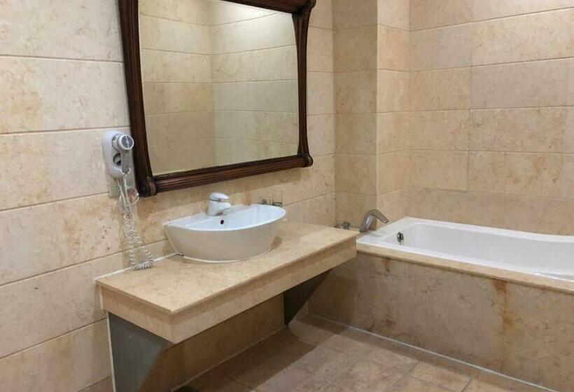 اتاق استاندارد یک نفره, Royal Garden Motel   Chiayi Branch