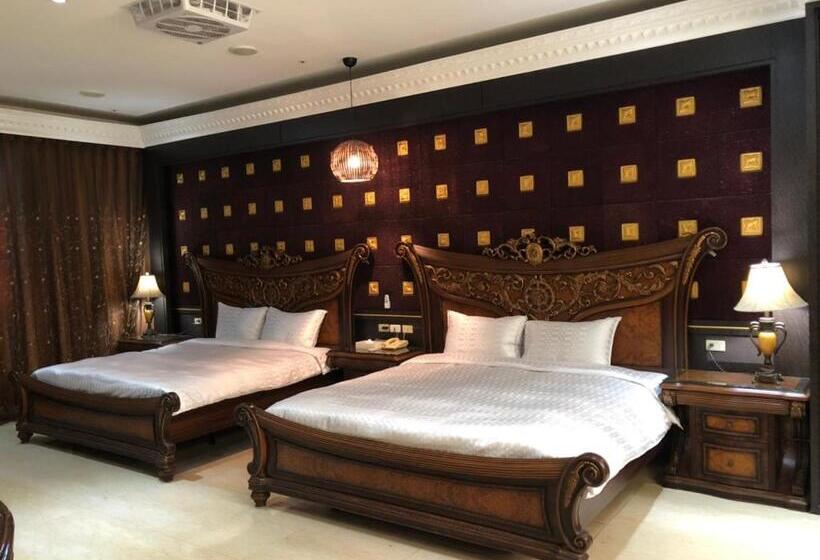اتاق استاندارد چهار تخته, Royal Garden Motel   Chiayi Branch