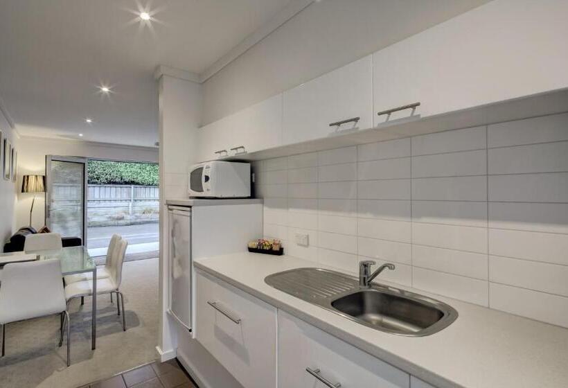 شقة غرفة واحدة, Ashmont Motel And Apartments