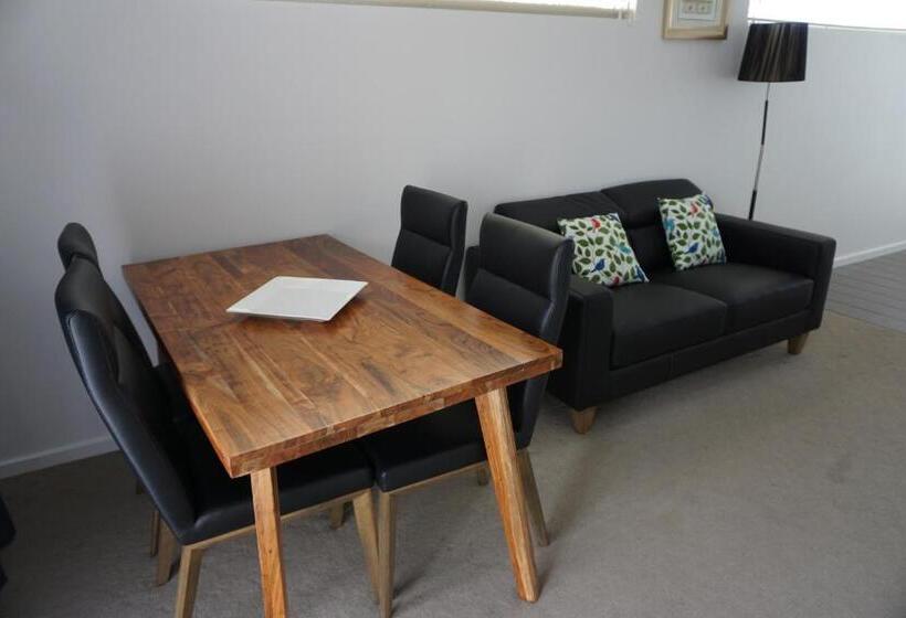 شقة غرفة واحدة, Ashmont Motel And Apartments