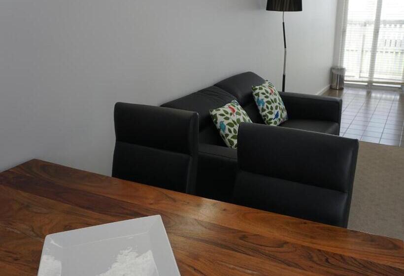 شقة غرفة واحدة, Ashmont Motel And Apartments