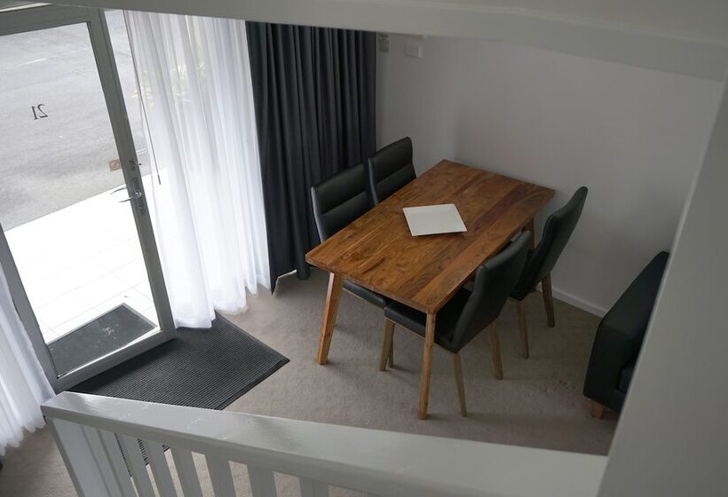 شقة غرفة واحدة, Ashmont Motel And Apartments