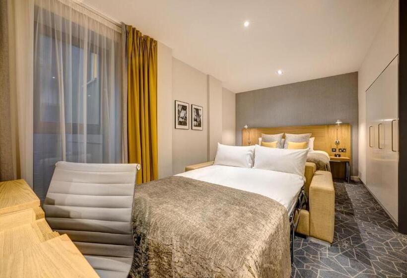 חדר משפחתי, Apex City Of Glasgow