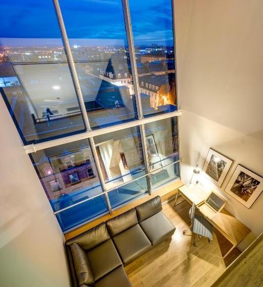 סוויטת דופלקס, Apex City Of Glasgow