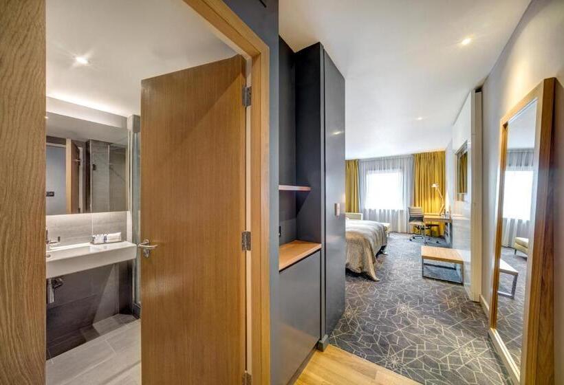 חדר סופריור, Apex City Of Glasgow