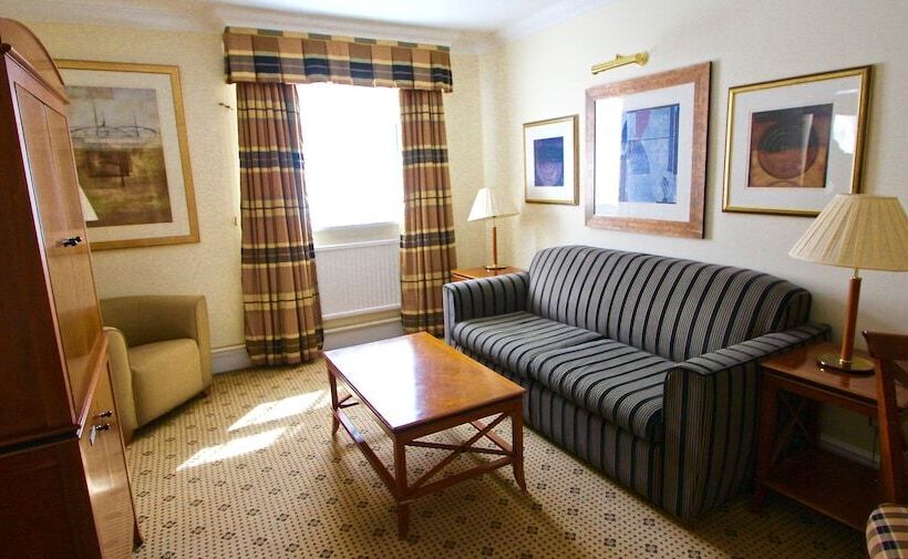 סוויטה דלוקס, Apollo