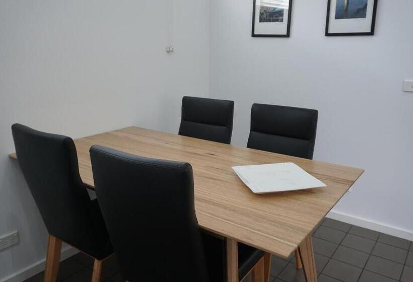 شقة غرفتين, Ashmont Motel And Apartments