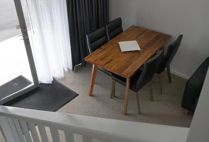 شقة غرفة واحدة, Ashmont Motel And Apartments