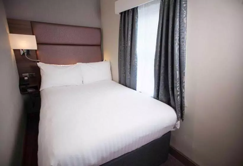 Standard Yhden Hengen Huone, Best Western Chilworth Manor