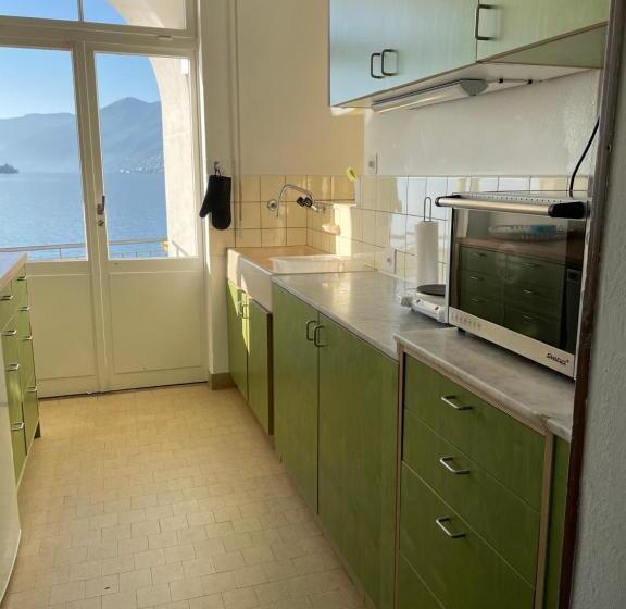 Casa 1 Dormitori, Casa Moscia