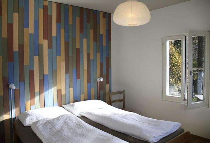 Casa 1 Dormitori, Casa Moscia