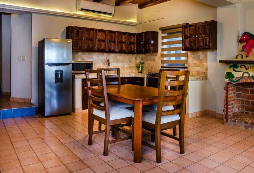 패밀리 스위트, Castillo Blarney Inn