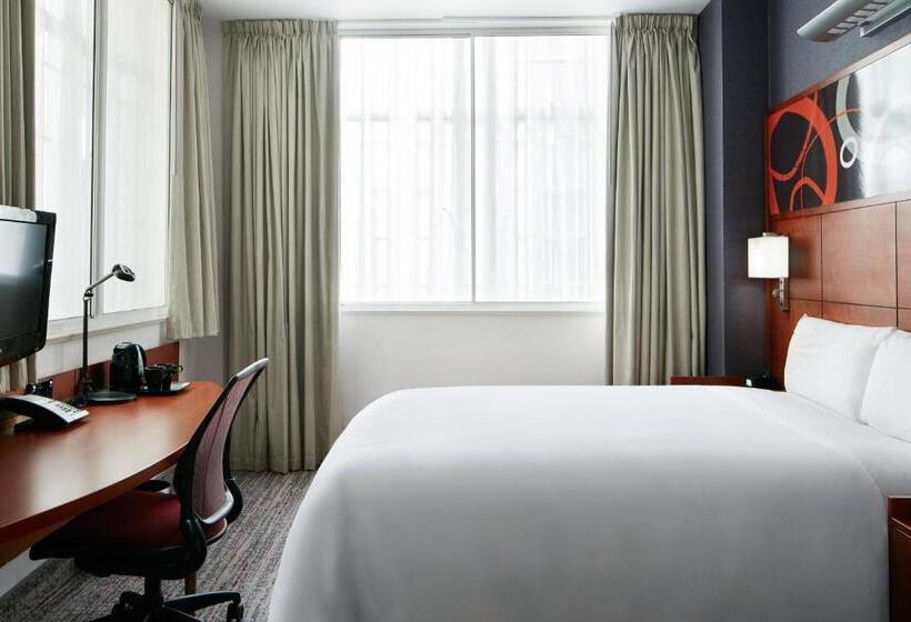 기본룸, Club Quarters Hotel London City, London