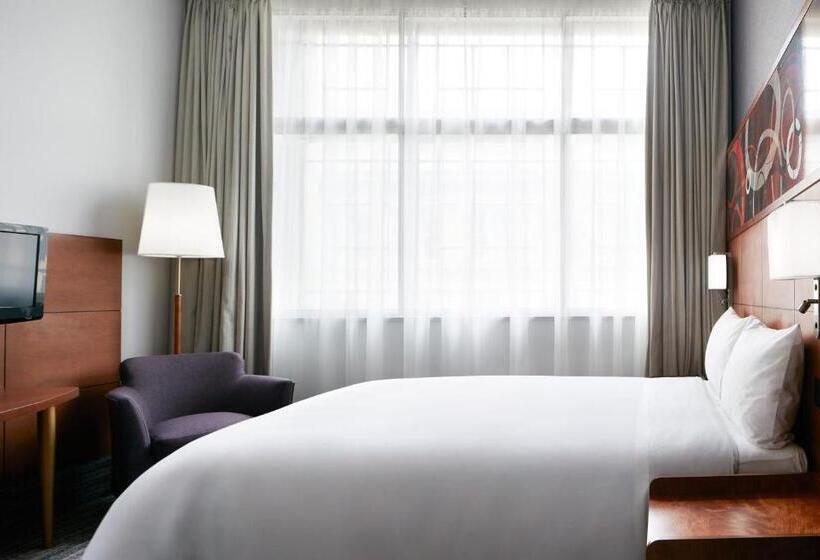 Номер Deluxe, Club Quarters Hotel London City, London