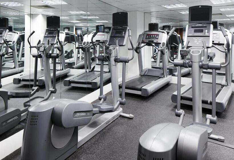 디럭스 룸, Club Quarters Hotel London City, London