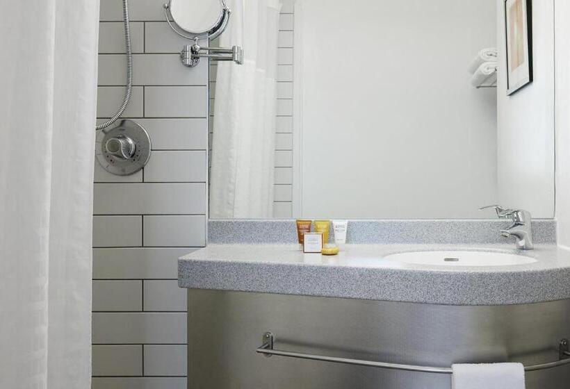 디럭스 룸, Club Quarters Hotel London City, London