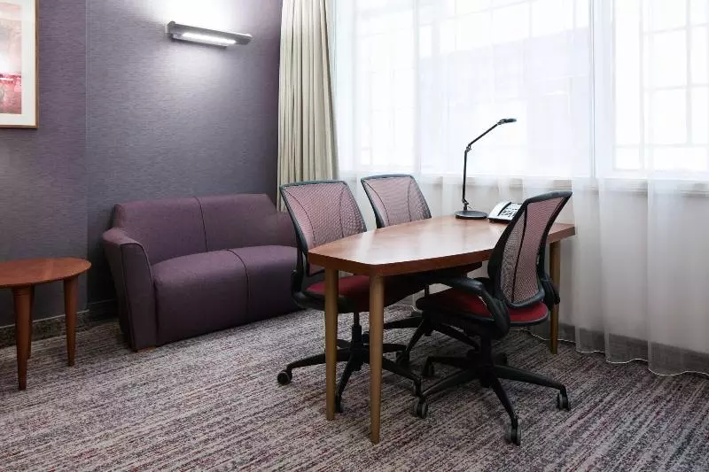 スイート, Club Quarters Hotel London City, London