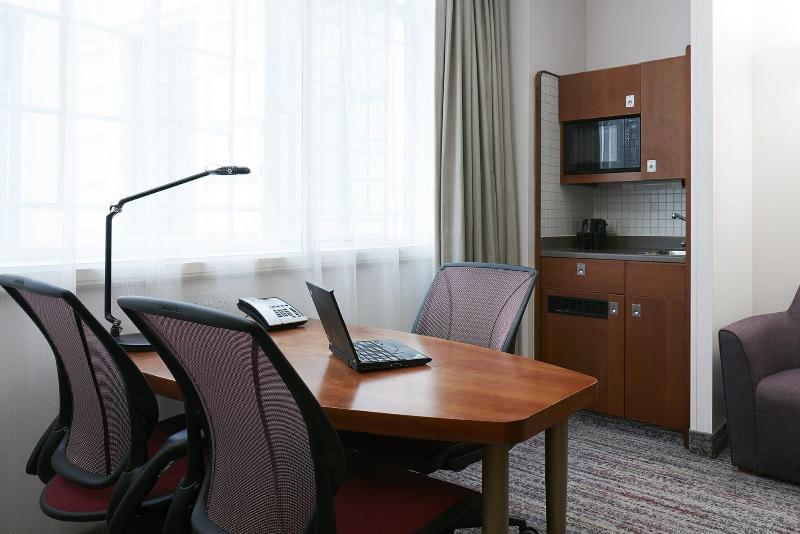 디럭스 룸, Club Quarters Hotel London City, London