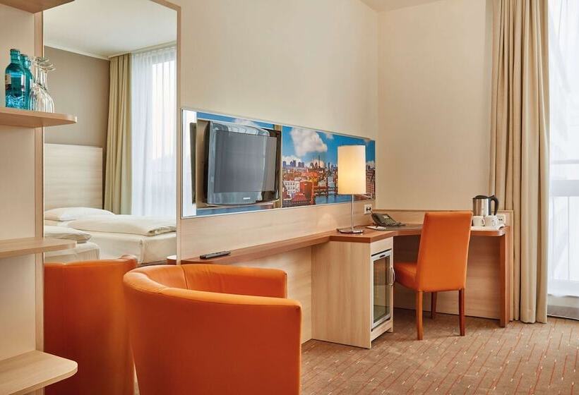 سوییت جونیور, H+ Hotel Berlin Mitte